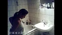 Gizli bir kamerada banyoda bir yeğen vurdum